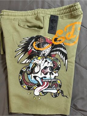 Ed Hardy men’s shorts size small Sage Green Shorts with multicolored Graphic NWT